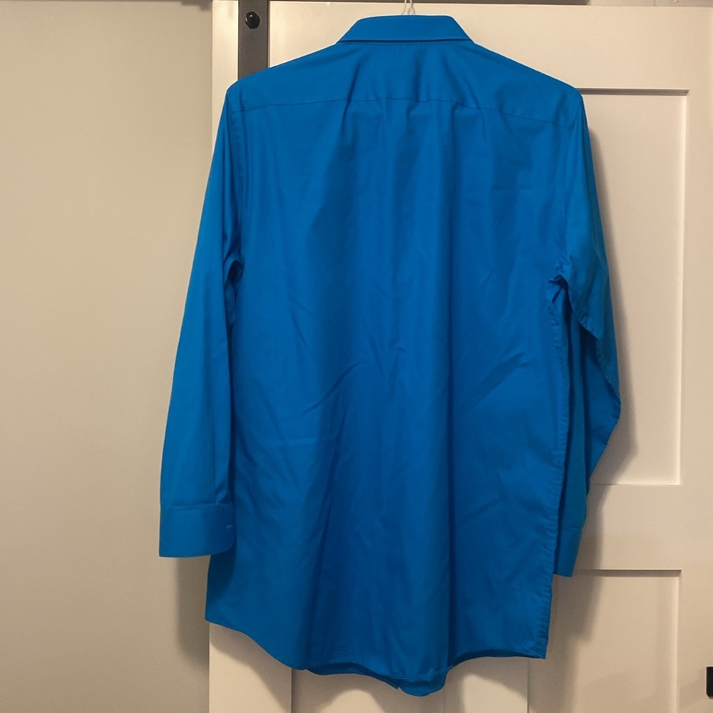 Men’s button up - Picture 4 of 4